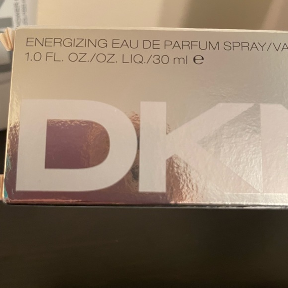 DKNY Women EDP & Shower gel - Picture 4 of 7